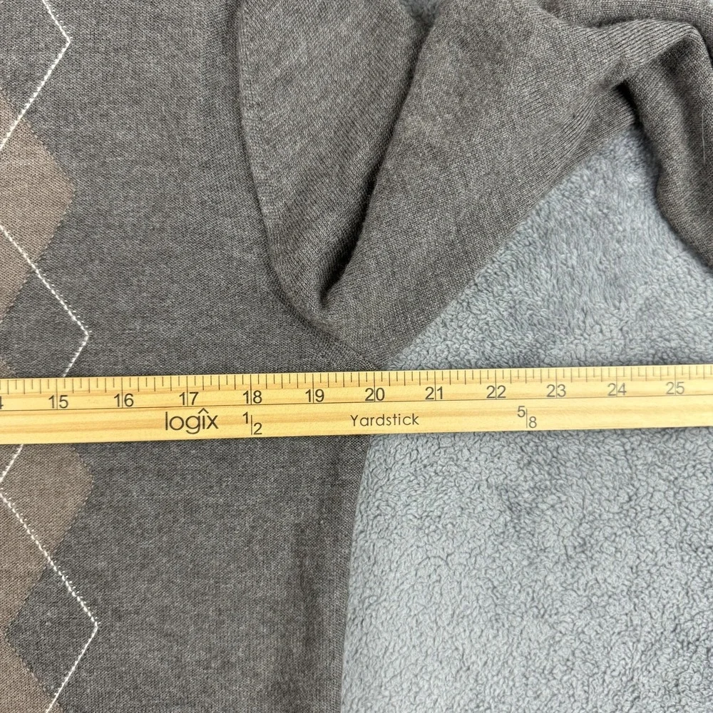Banana Republic Sweater Mens Small‎ Gray 100% Merino Wool V Neck Argyle Pullover